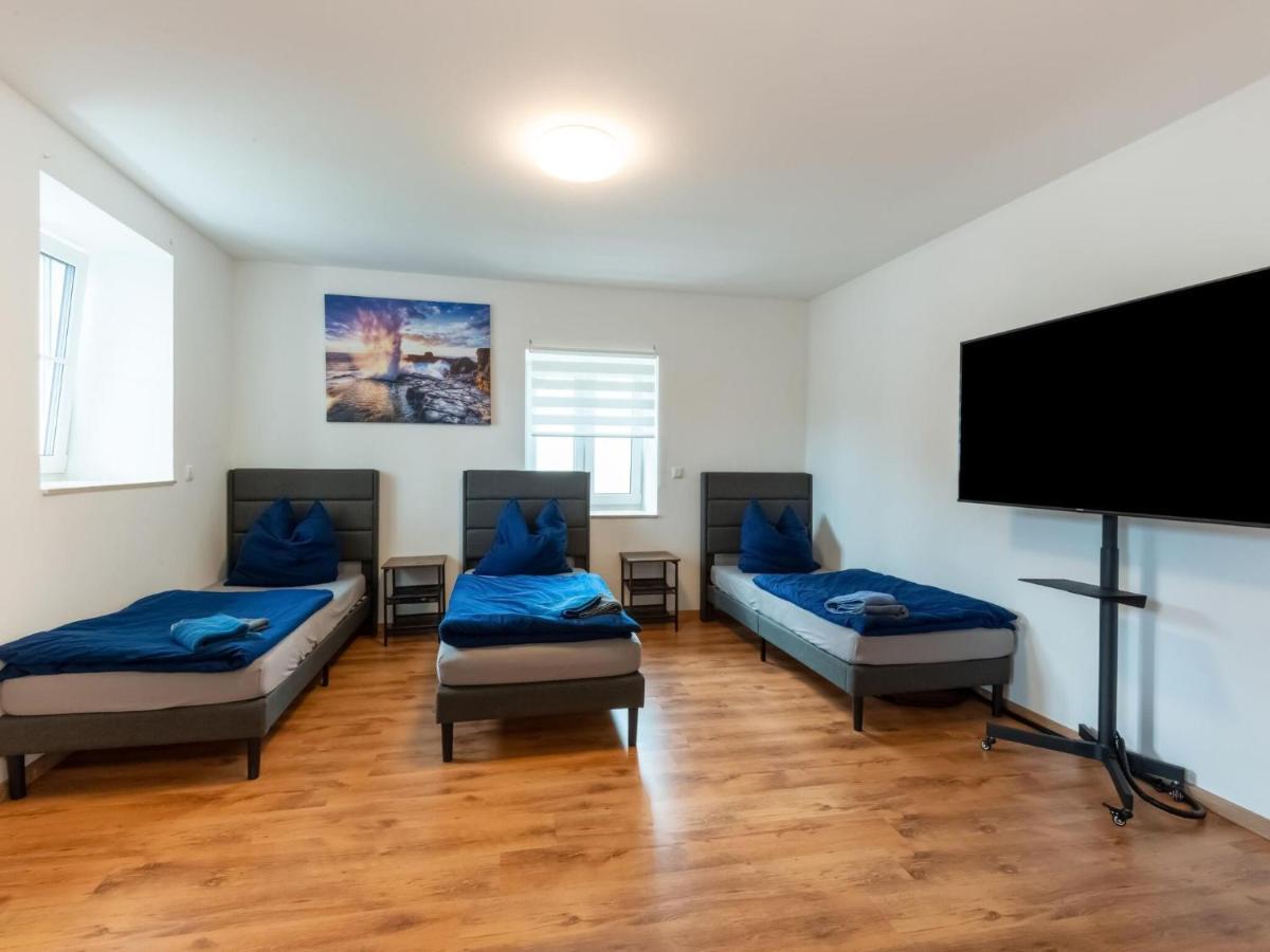 Apartment With Terrace In An Ideal Location Haunsheim Buitenkant foto