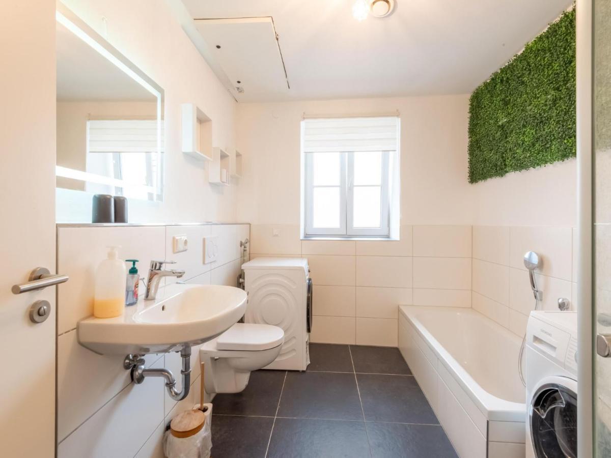 Apartment With Terrace In An Ideal Location Haunsheim Buitenkant foto